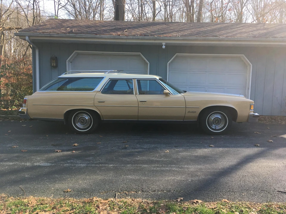 1976 Pontiac Safari - Image 2 of 31