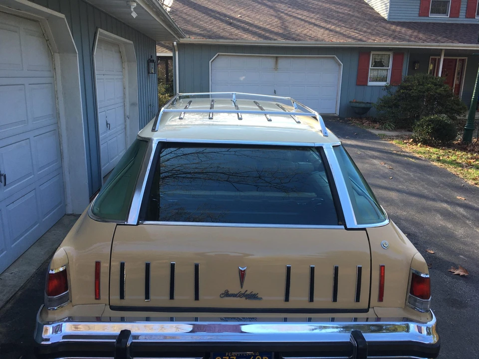 1976 Pontiac Safari - Image 15 of 31
