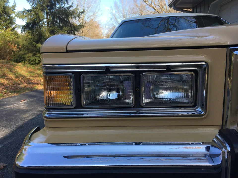 1976 Pontiac Safari - Image 19 of 31