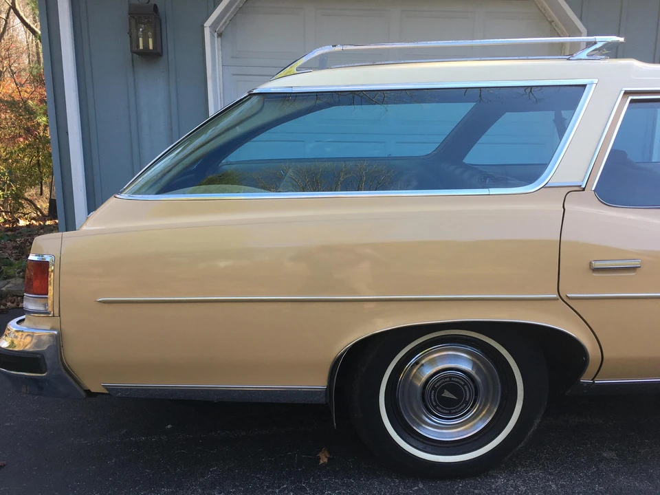 1976 Pontiac Safari - Image 26 of 31