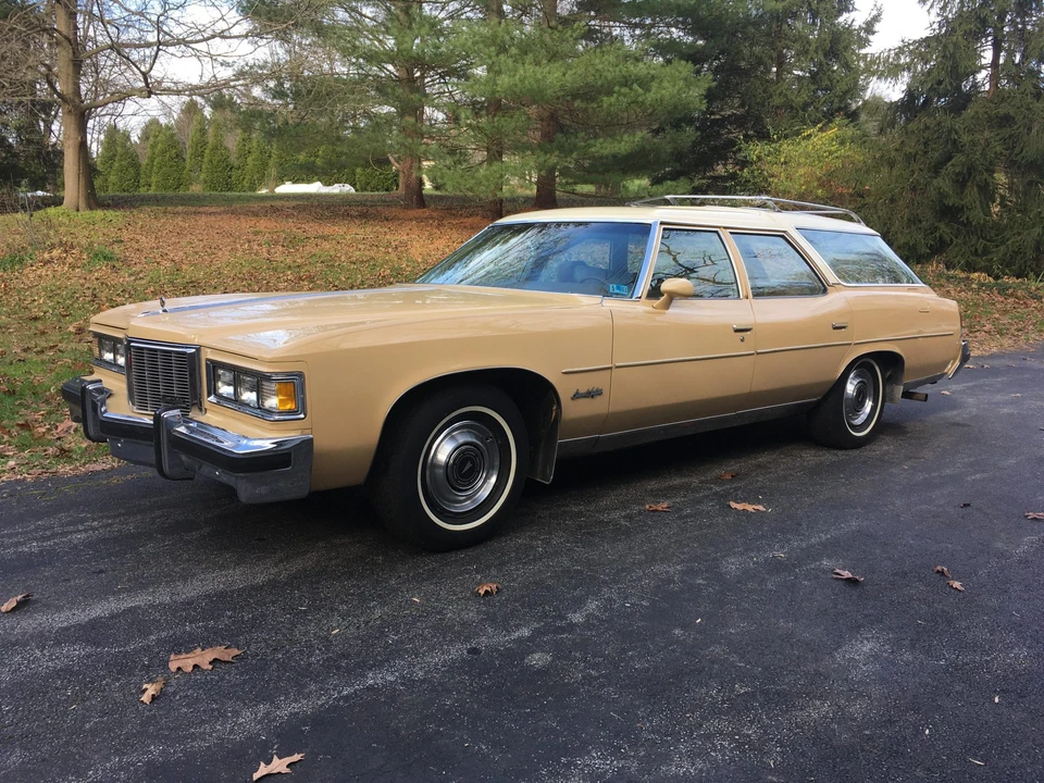 1976 Pontiac Safari - Image 17 of 31
