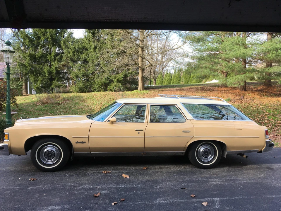 1976 Pontiac Safari - Image 18 of 31