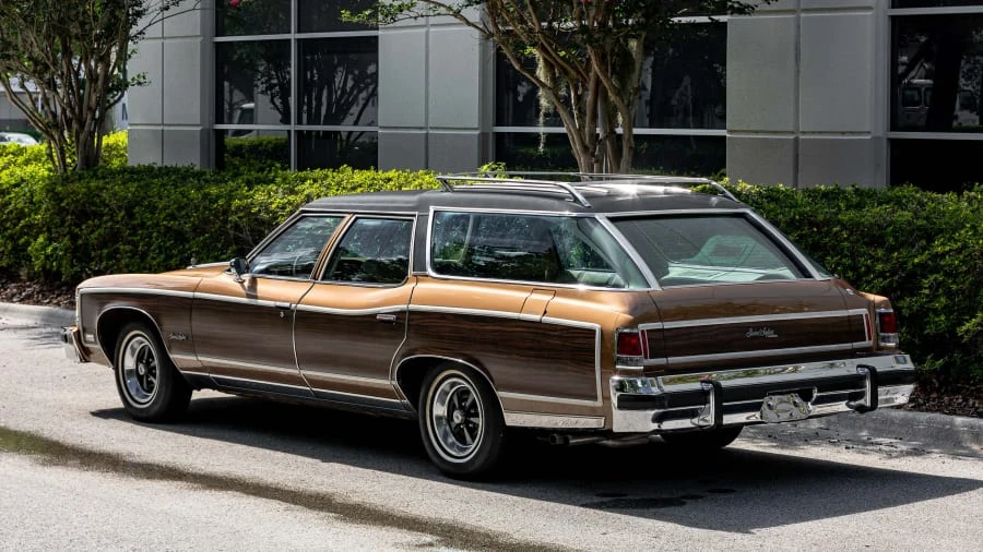 1976 Pontiac Safari - Image 2 of 31