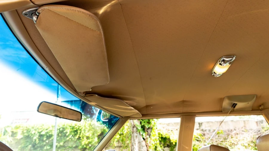 1976 Pontiac Safari - Image 7 of 31
