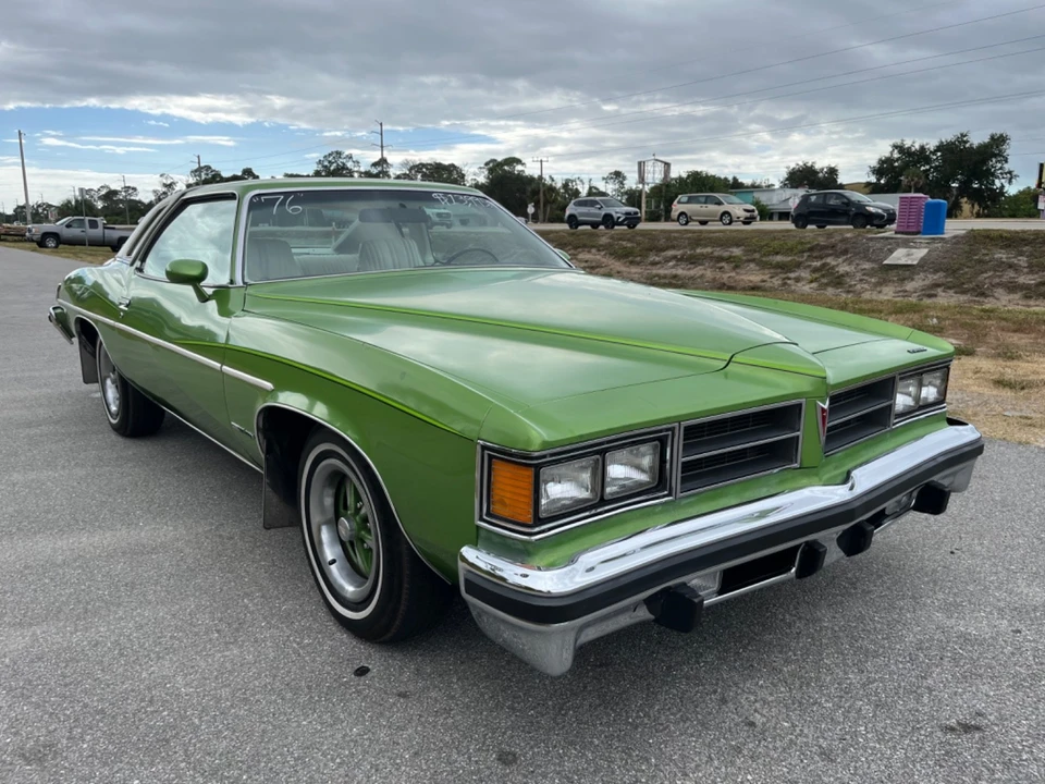 1976 Pontiac LeMans 4th+ Gen - Image 3 of 21