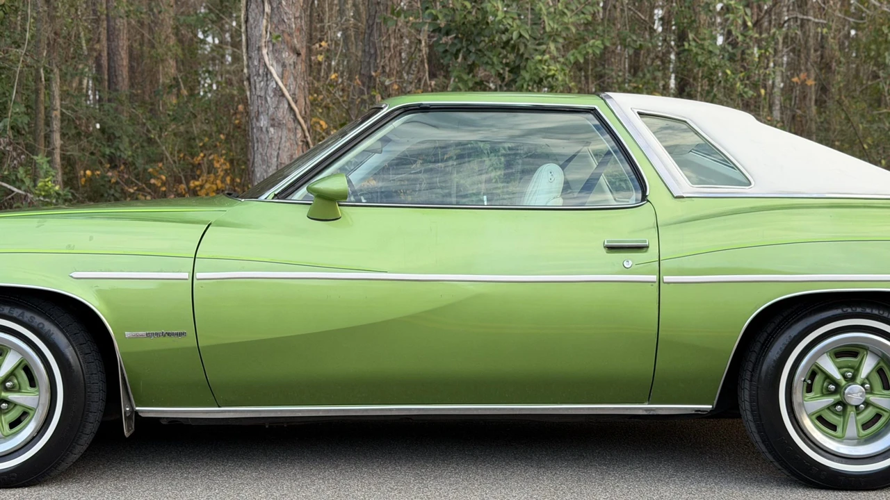1976 Pontiac LeMans 4th+ Gen - Image 25 of 31