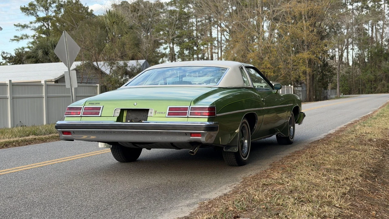 1976 Pontiac LeMans 4th+ Gen - Image 9 of 31