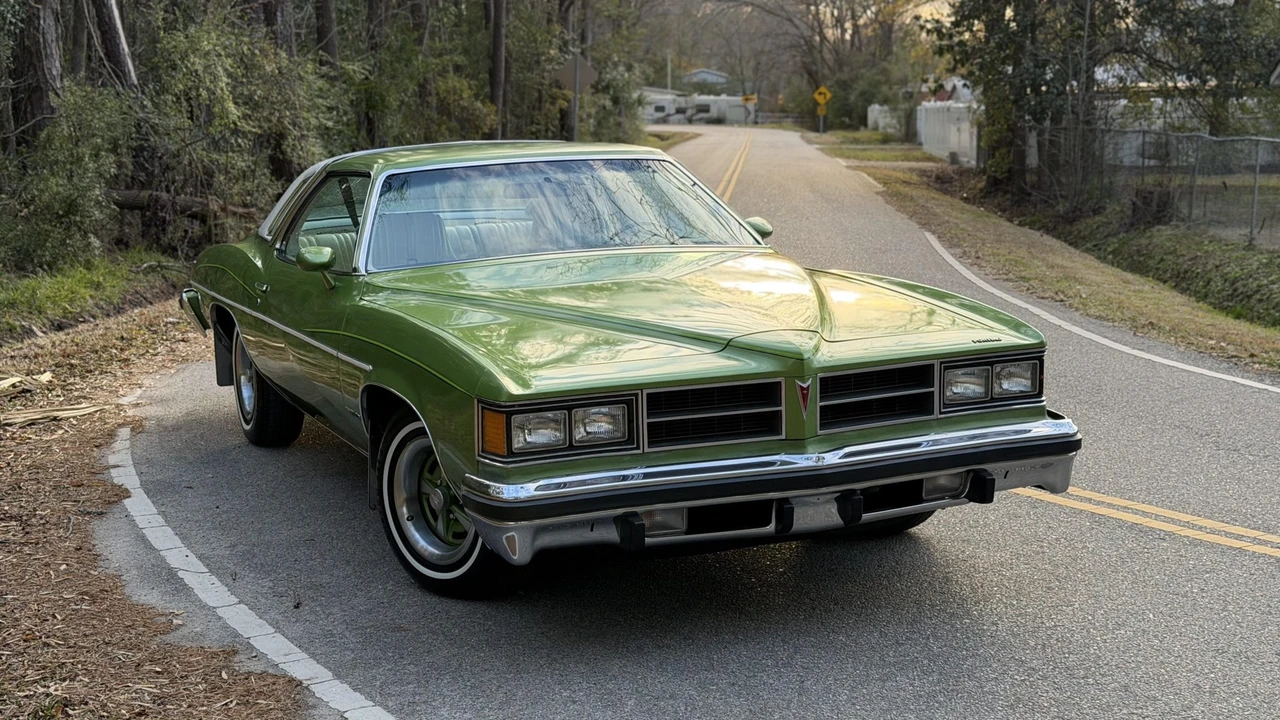 1976 Pontiac LeMans 4th+ Gen - Image 7 of 31