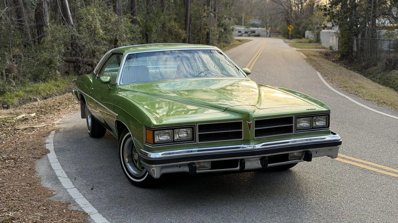 1976 Pontiac LeMans 4th+ Gen - Image 6 of 31