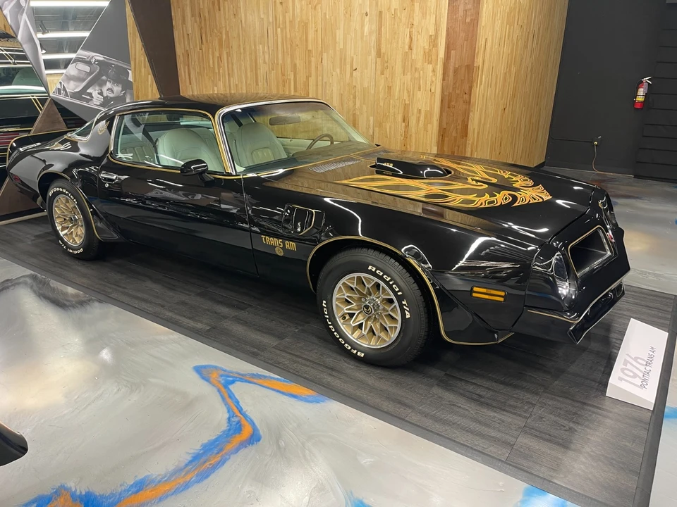 1976 Pontiac Firebird Trans Am 2nd Gen - Image 3 of 31