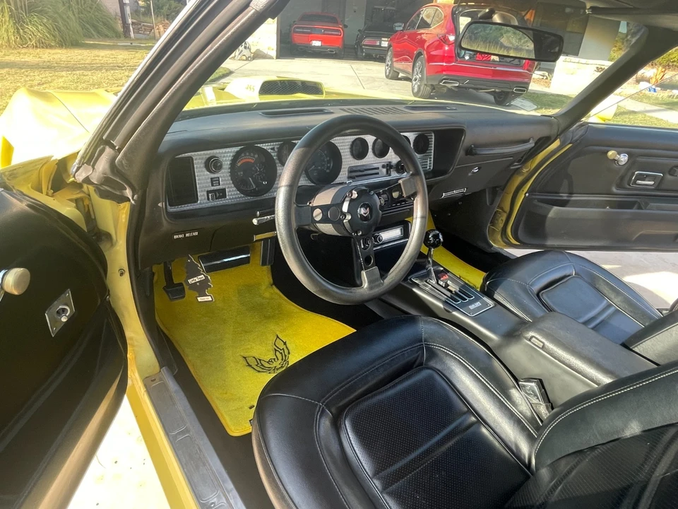 1976 Pontiac Firebird Trans Am 2nd Gen - Image 5 of 19