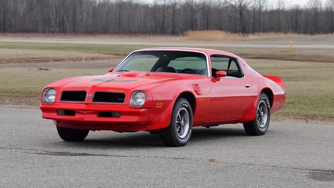 1976 Pontiac Firebird Trans Am 2nd Gen - Image 3 of 31