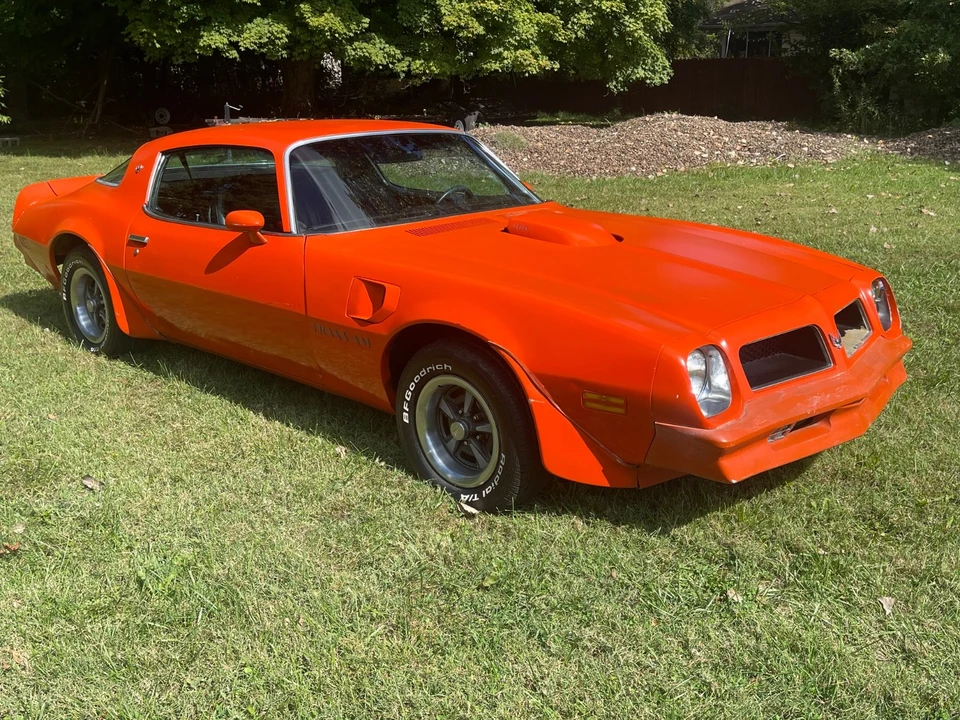 1976 Pontiac Firebird Trans Am 2nd Gen - Image 2 of 21