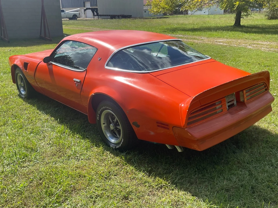 1976 Pontiac Firebird Trans Am 2nd Gen - Image 5 of 21