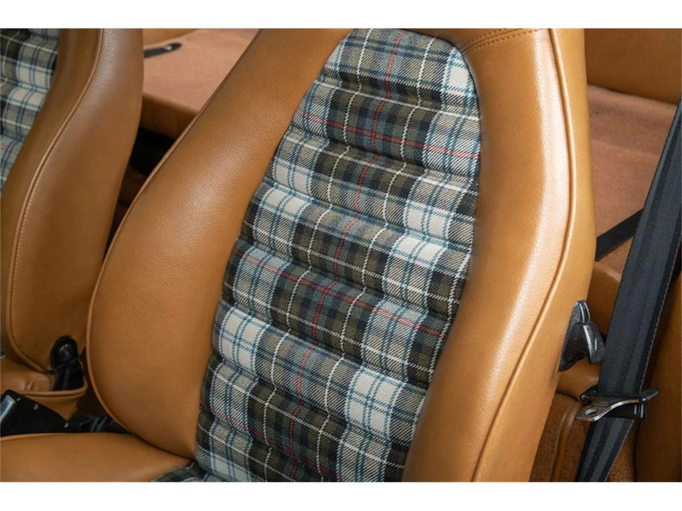 1976 Porsche 911 - Image 19 of 31