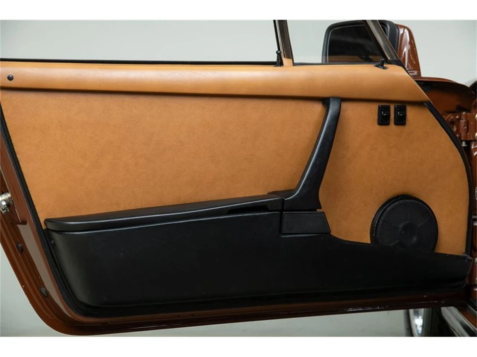 1976 Porsche 911 - Image 15 of 31