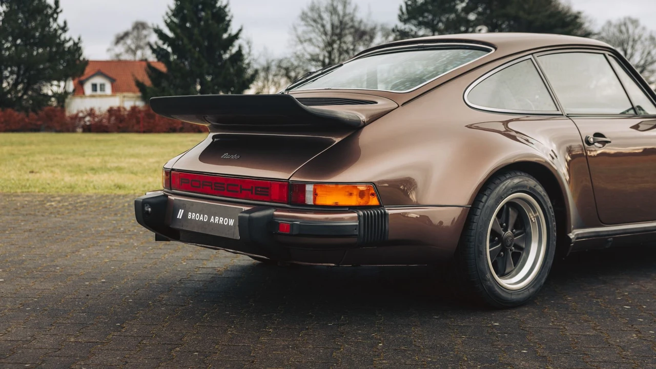 1976 Porsche 930 Turbo - Image 24 of 31
