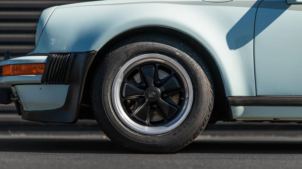 1976 Porsche 930 Turbo - Image 12 of 31