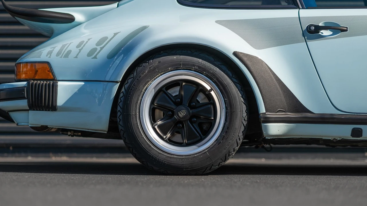 1976 Porsche 930 Turbo - Image 30 of 31