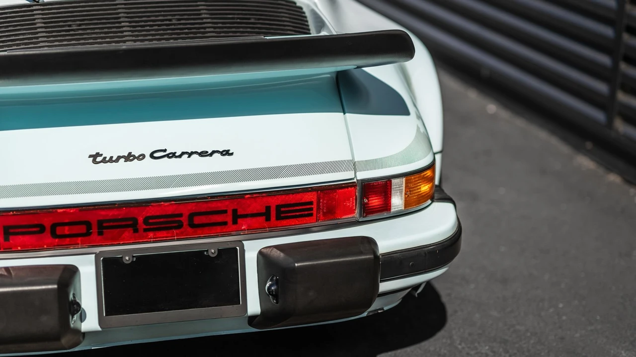 1976 Porsche 930 Turbo - Image 18 of 31