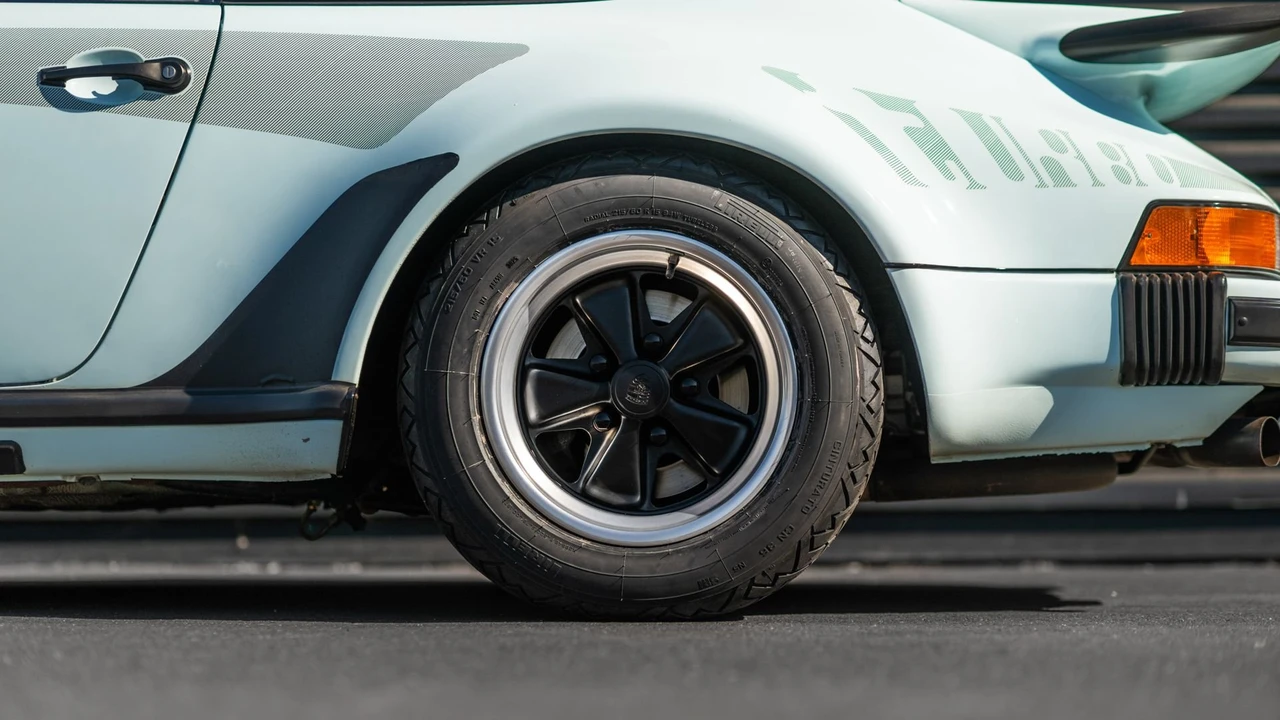 1976 Porsche 930 Turbo - Image 29 of 31