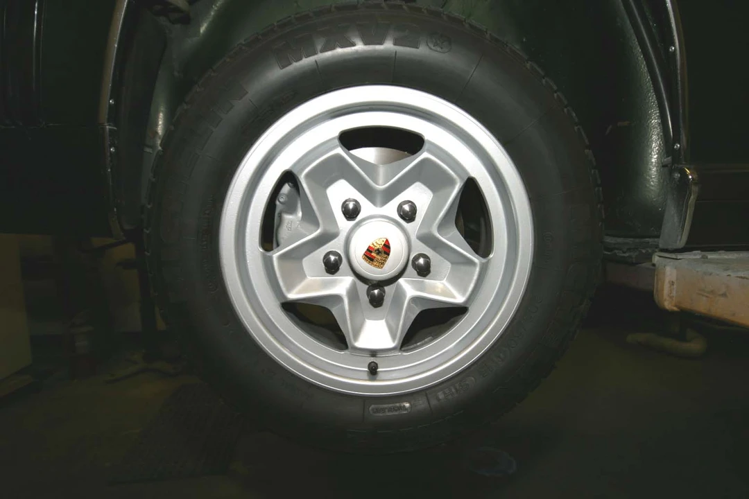 1976 Porsche 911 F-Body LWB - Image 25 of 31