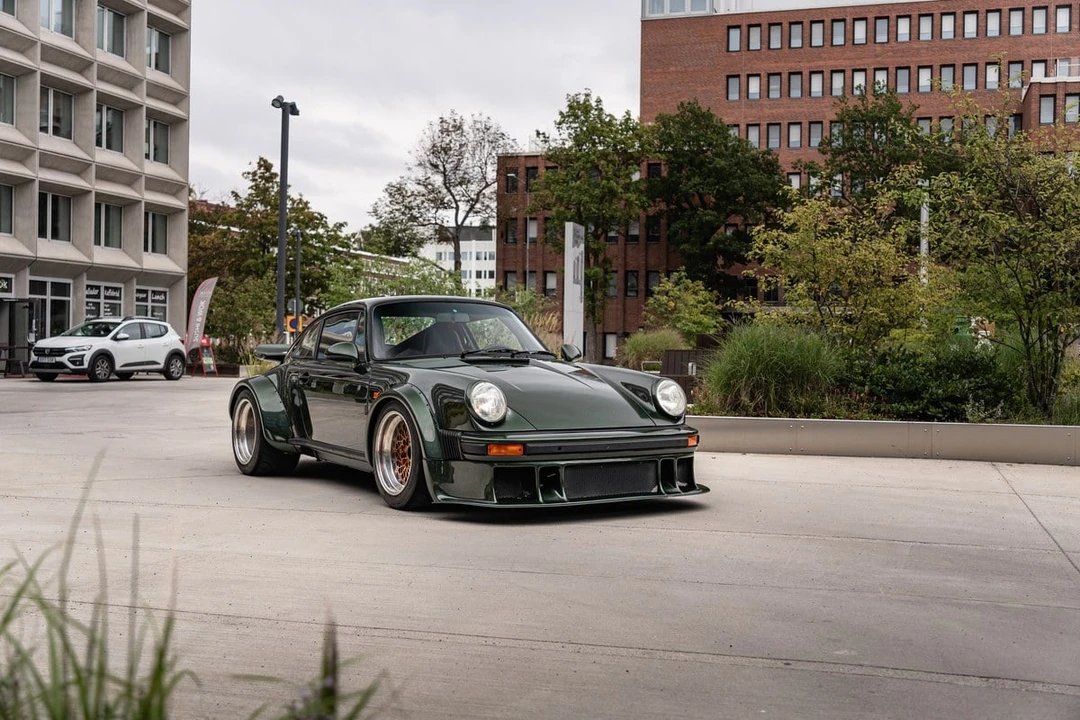 1976 Porsche 934 & 935 - Image 15 of 30