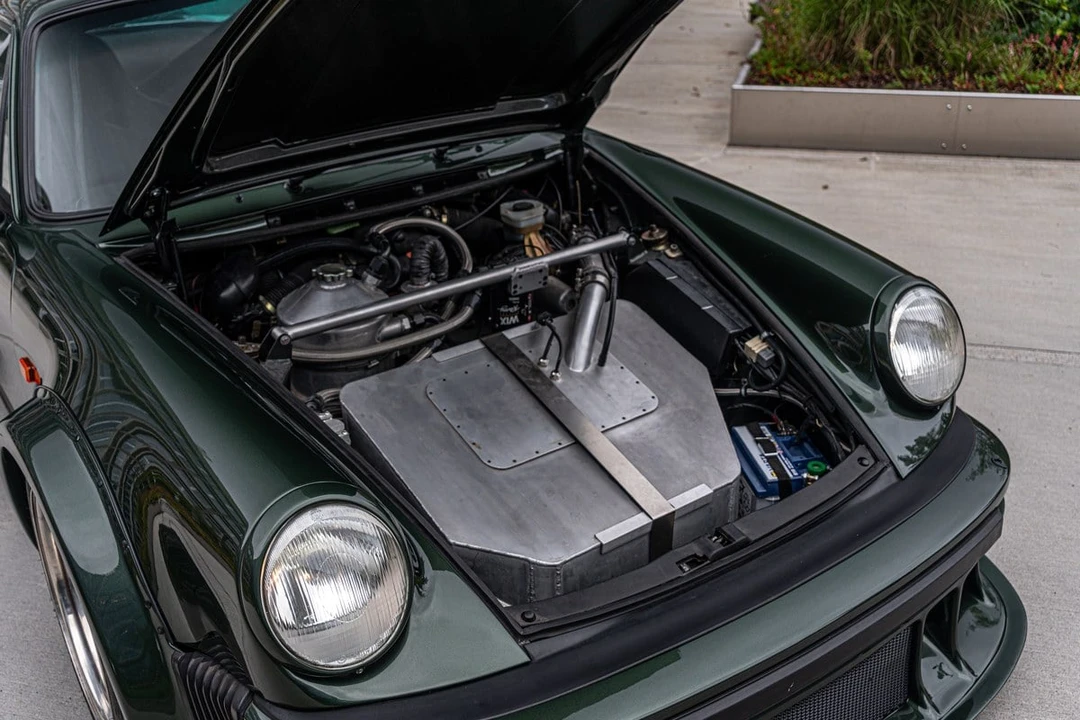 1976 Porsche 934 & 935 - Image 9 of 30