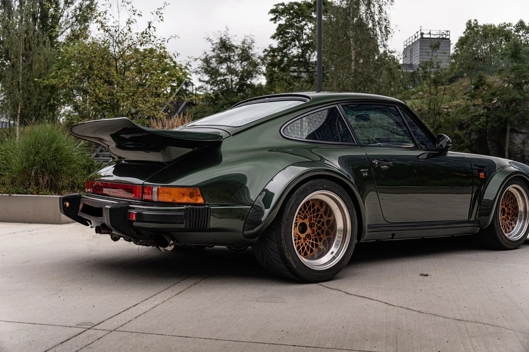 1976 Porsche 934 & 935 - Image 27 of 30