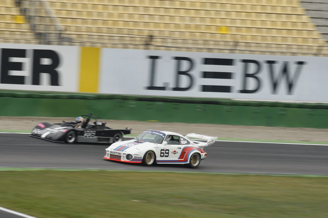 1976 Porsche 934 & 935 - Image 3 of 31
