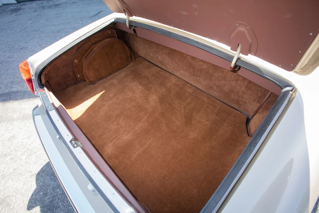 1976 Rolls-Royce Corniche Series I - Image 8 of 27