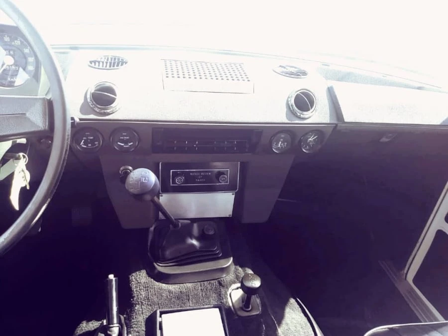 1976 Land Rover Range Rover Classic - Image 5 of 12