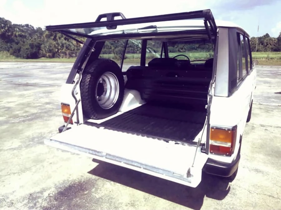 1976 Land Rover Range Rover Classic - Image 9 of 12