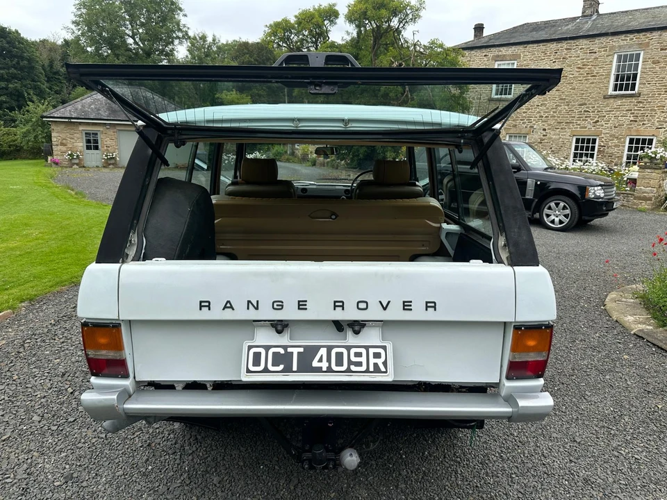 1976 Land Rover Range Rover Classic - Image 17 of 31
