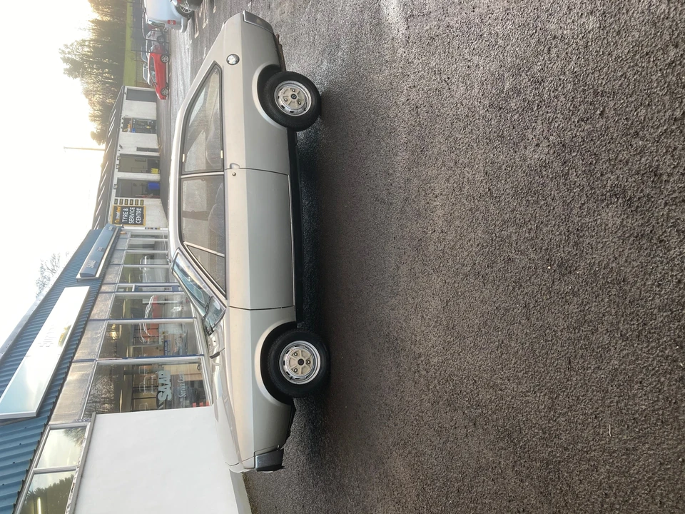 1976 Renault - Image 4 of 10