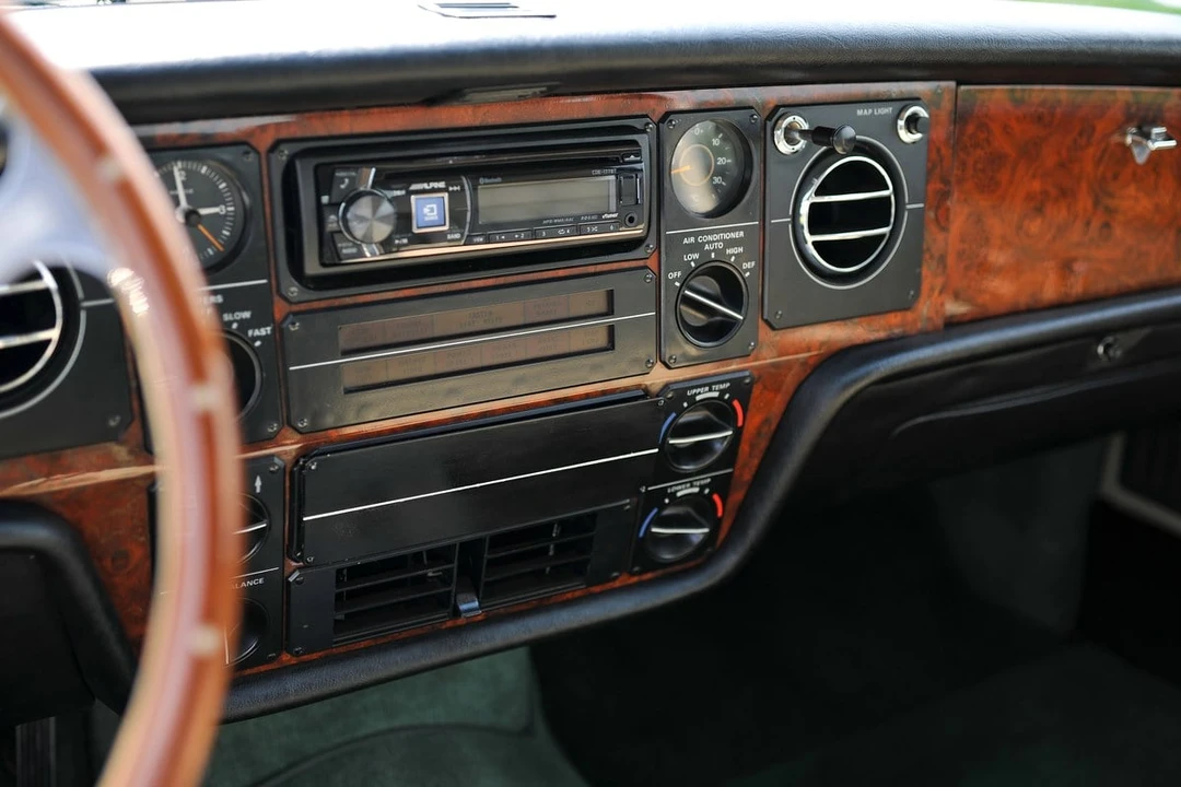 1976 Rolls-Royce - Image 18 of 30
