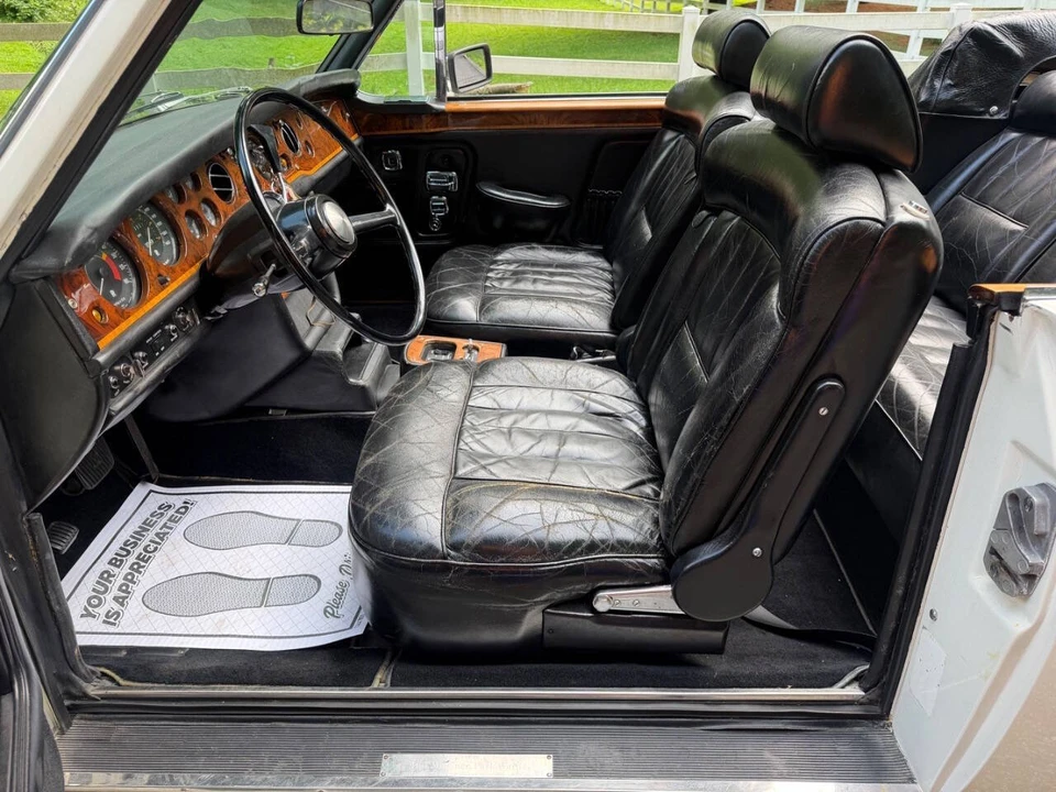 1976 Rolls-Royce Corniche Series I - Image 17 of 31