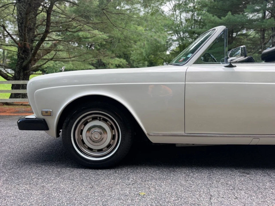1976 Rolls-Royce Corniche Series I - Image 4 of 31