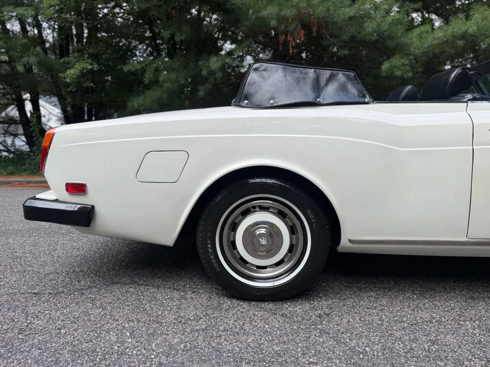 1976 Rolls-Royce Corniche Series I - Image 11 of 31