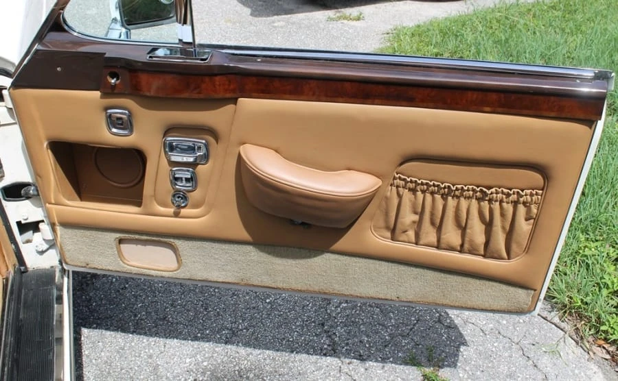 1976 Rolls-Royce Corniche Series I - Image 5 of 12