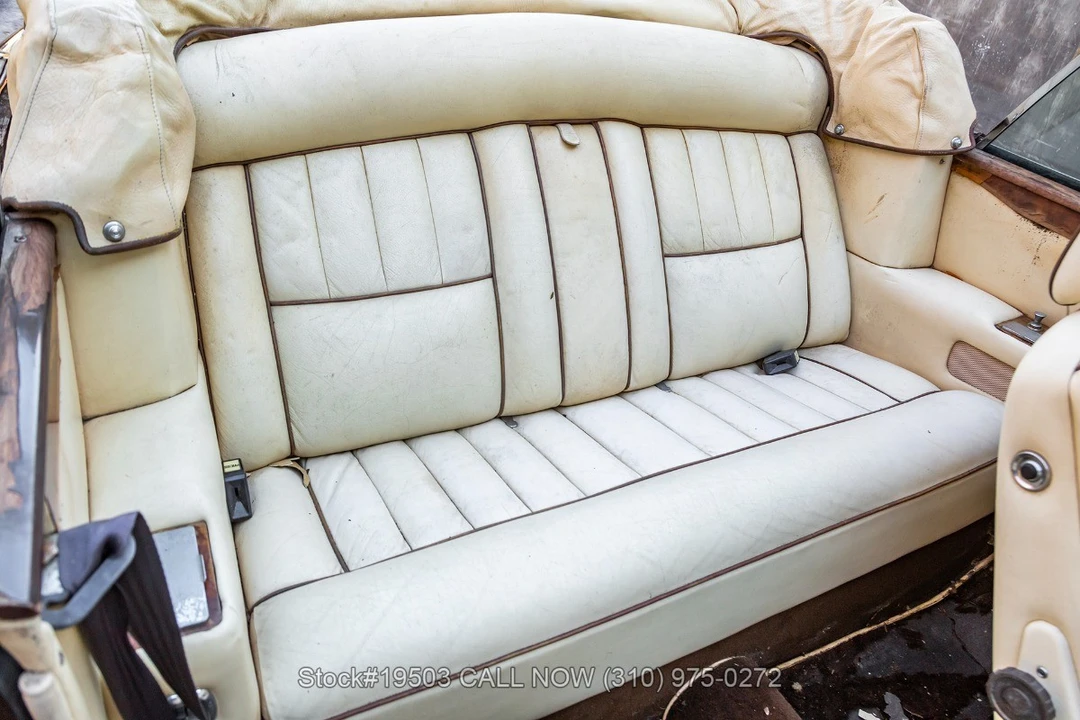 1976 Rolls-Royce Corniche Series I - Image 28 of 31