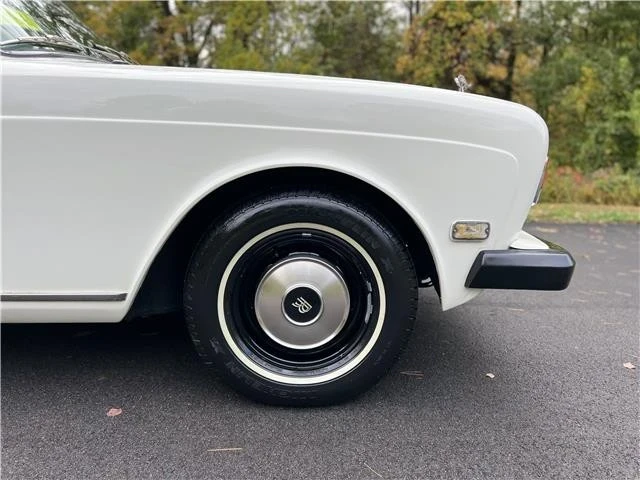 1976 Rolls-Royce Corniche Series I - Image 9 of 12