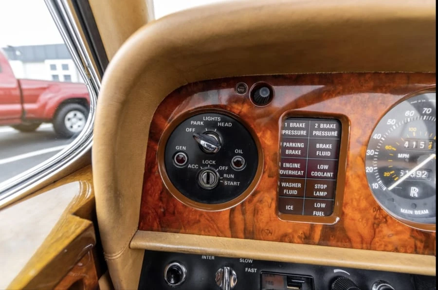 1976 Rolls-Royce Corniche Series I - Image 30 of 31