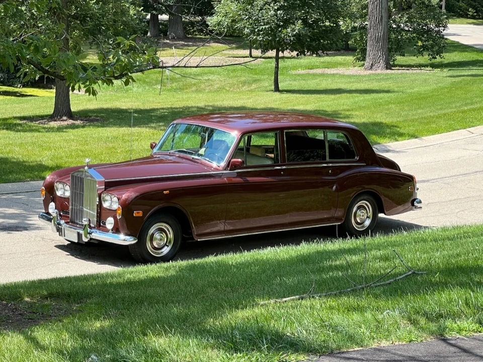 1976 Rolls-Royce Phantom VI - Image 2 of 9