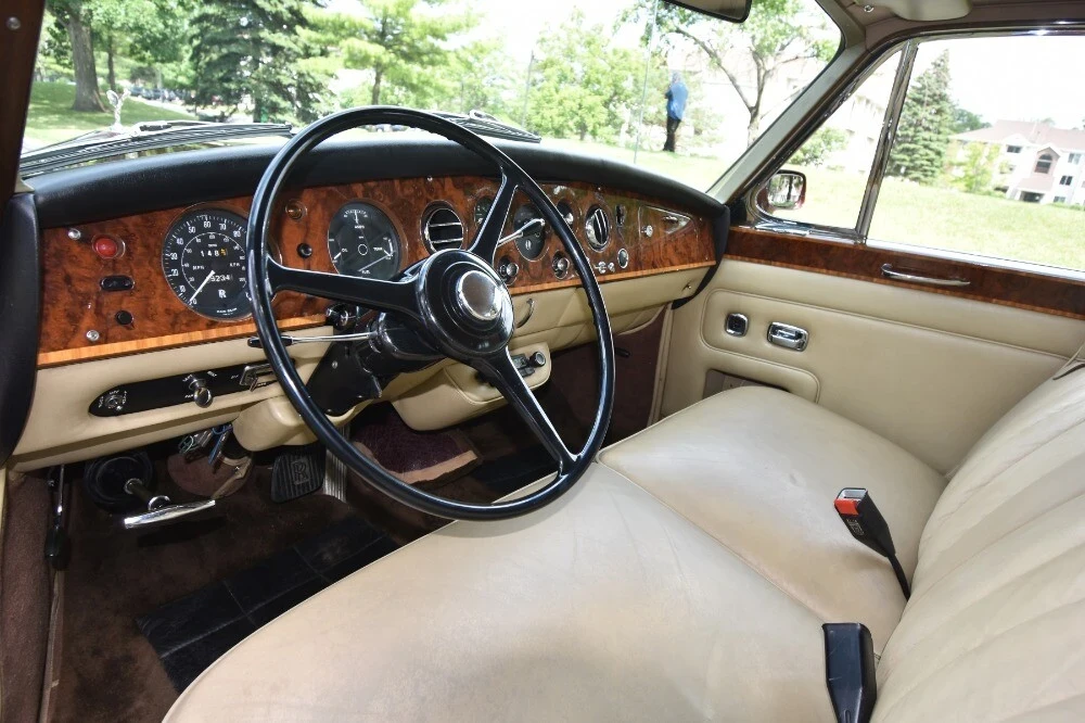 1976 Rolls-Royce Phantom VI - Image 8 of 9