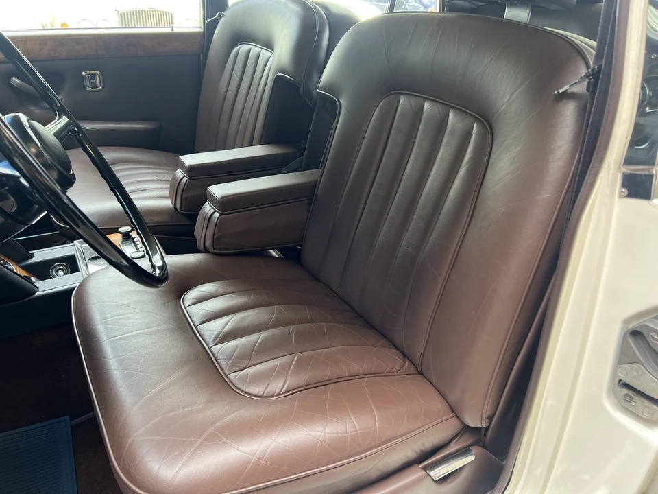 1976 Rolls-Royce Silver Shadow II - Image 24 of 30