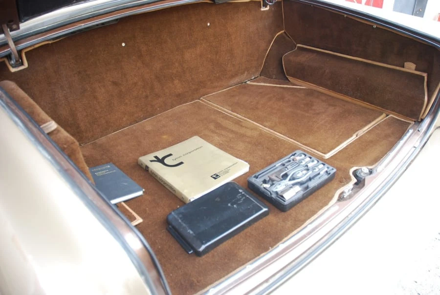 1976 Rolls-Royce Silver Shadow I - Image 11 of 12