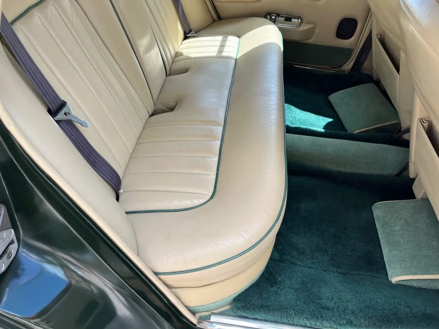 1976 Rolls-Royce Silver Shadow I - Image 10 of 17