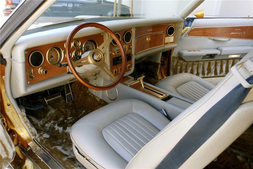 1976 Stutz Blackhawk - Image 3 of 5