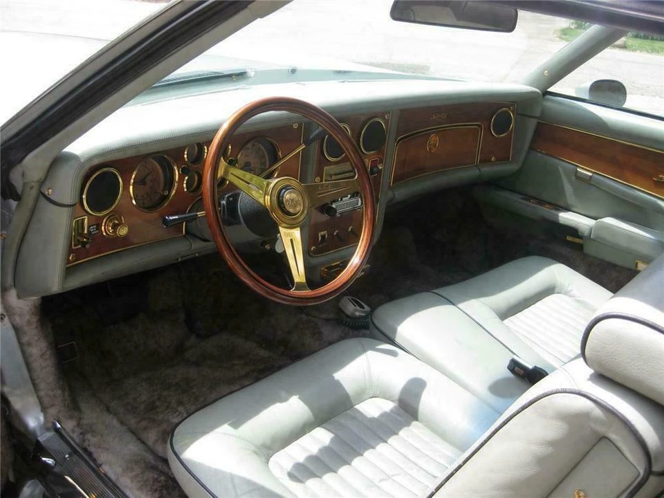 1976 Stutz Blackhawk - Image 3 of 3